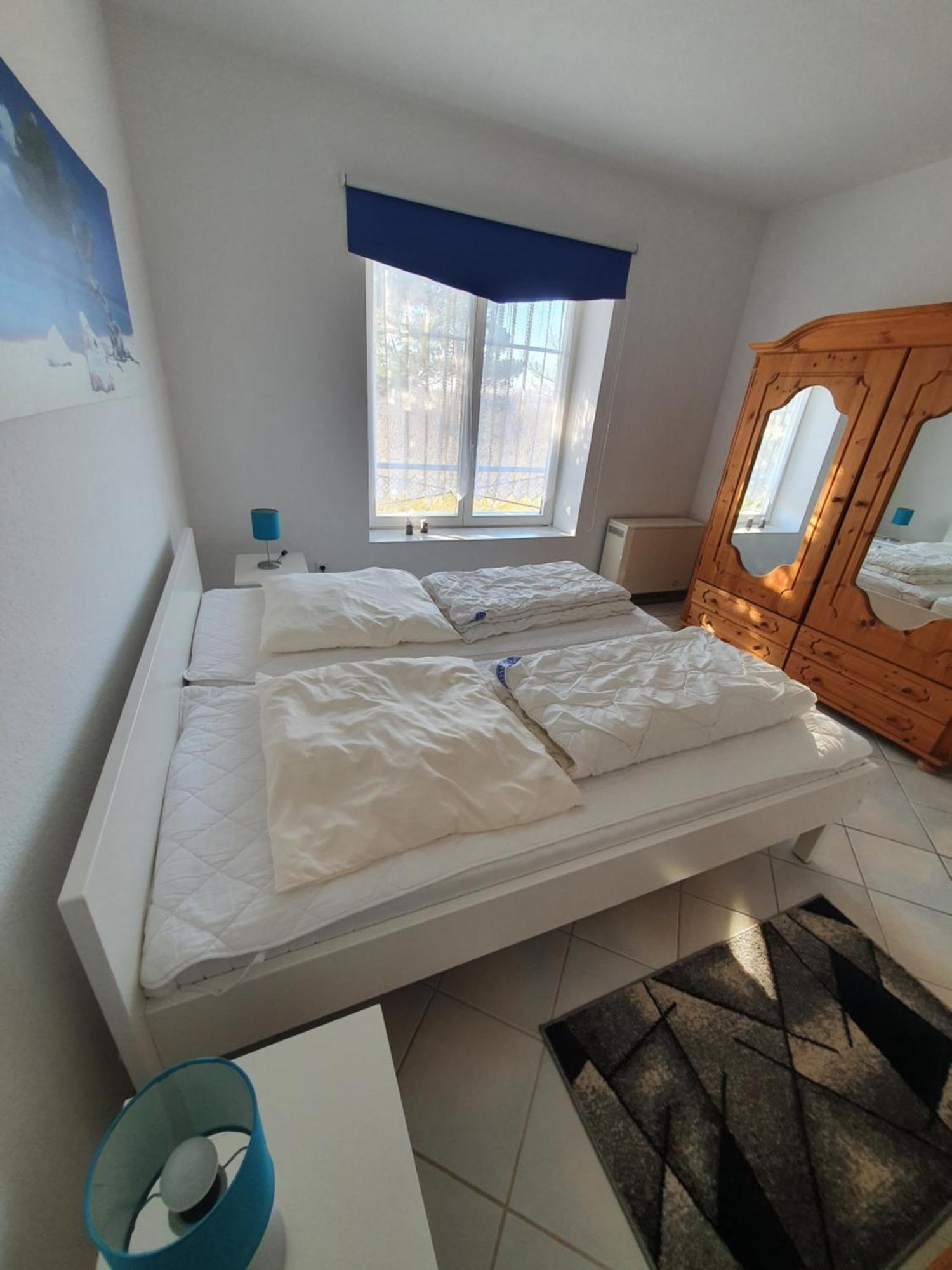 Haus Seeblick Insel Ruegen Lietzow Luaran gambar
