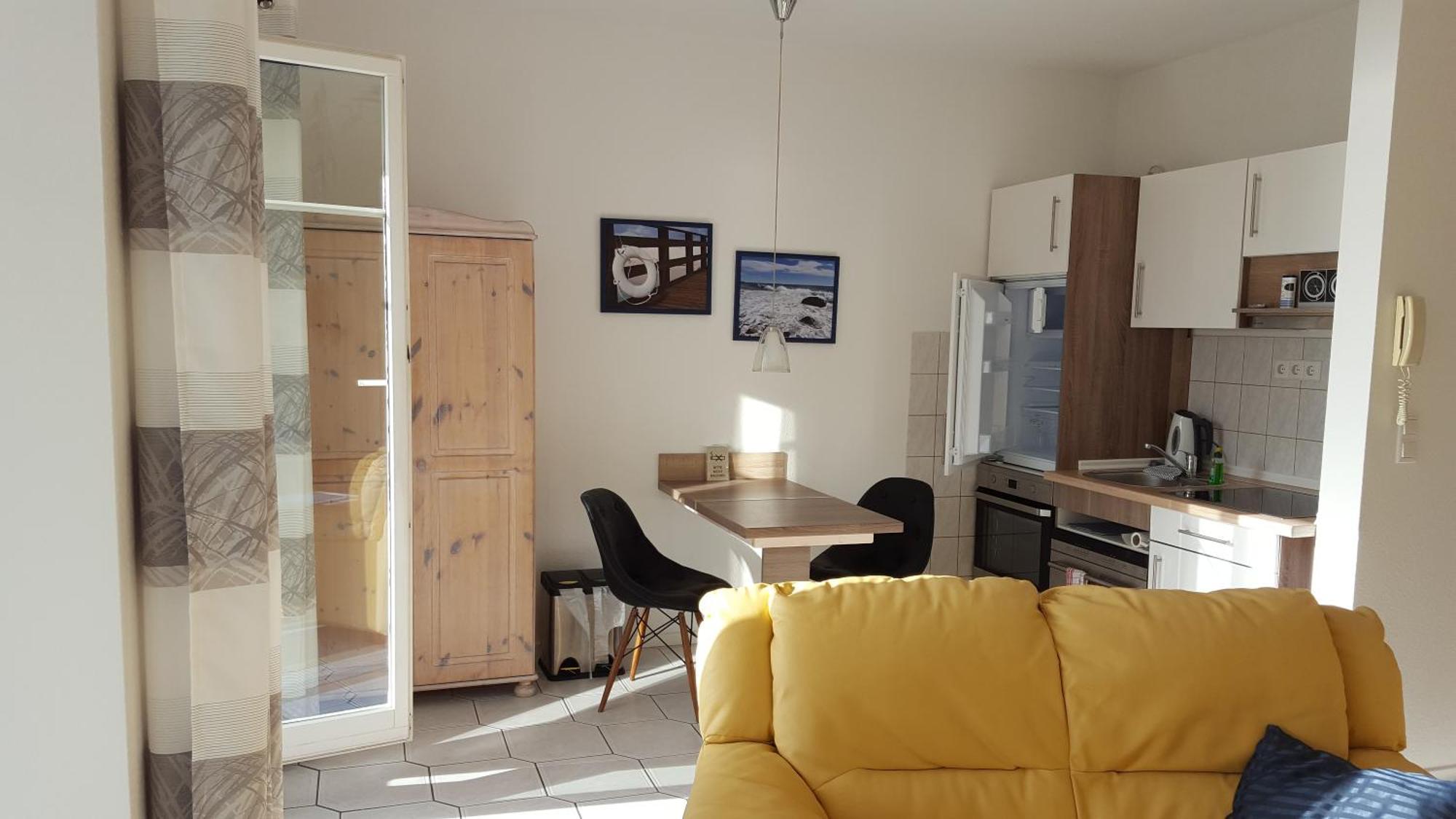 Haus Seeblick Insel Ruegen Lietzow Luaran gambar