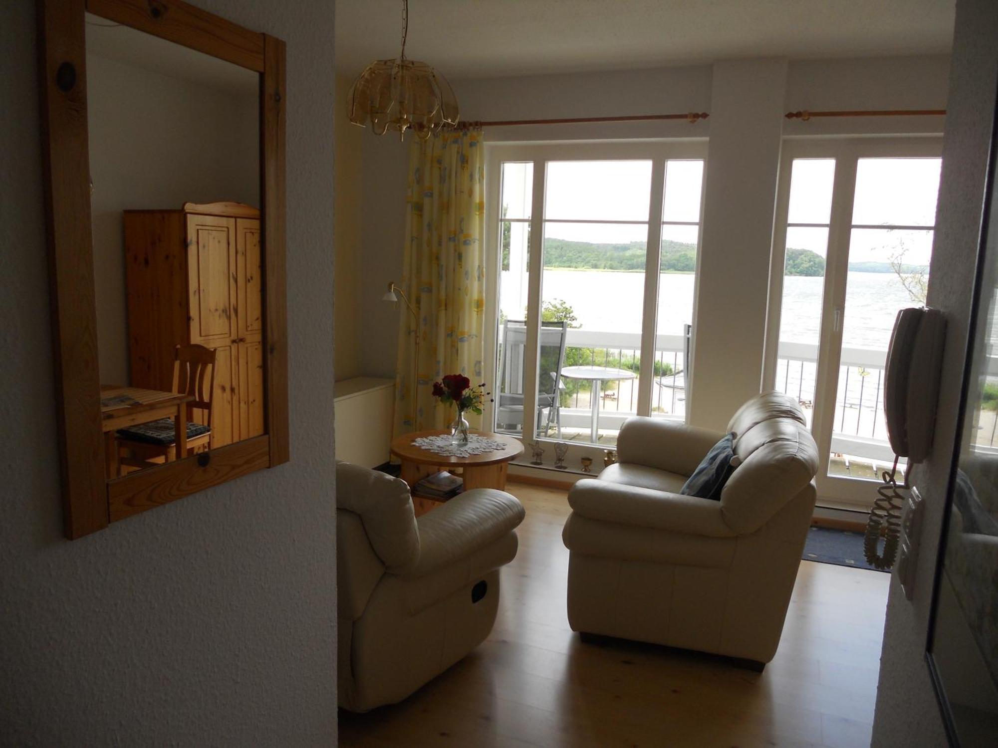 Haus Seeblick Insel Ruegen Lietzow Luaran gambar