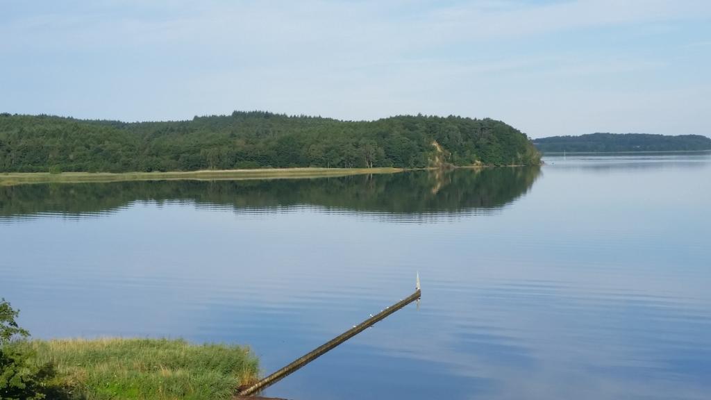 Haus Seeblick Insel Ruegen Lietzow Luaran gambar
