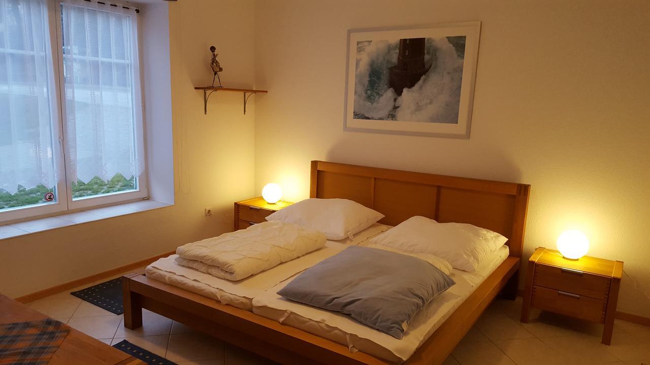 Haus Seeblick Insel Ruegen Lietzow Luaran gambar